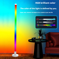 Lampadaire LED RGB Télécommande Application Contrôle Musical Synchronisé Éclairage d'Angle Minuterie Lampe sur Pied Intelligente Moderne pour Chambre Salon