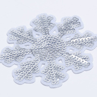 Patchs brodés flocon de neige scintillant pour Noël, en feutre écologique avec sequins argentés, applique thermocollante DIY pour chapeau d'hiver et pull