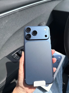 El Nuevo Teléfono Inteligente 17 Pro Max Deep Blue 5G es un Teléfono con Cámara de Alta Resolución con IA y un Teléfono de Trabajo de Alto Rendimiento - Product Image 5