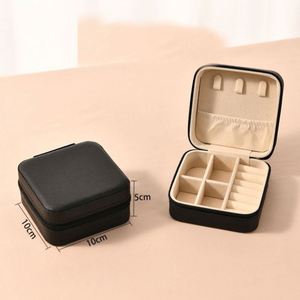Estuche de Joyería Portátil de Viaje, Mini Caja de Almacenamiento de Joyas de Cuero para Niñas y Mujeres, para Aretes y Collares, Regalo Promocional - Product Image 4