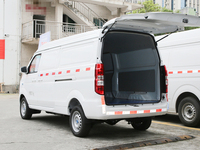 2024 100% nouveau EV VAN SRM X30L EV camion électrique voiture moteurs 2WD X30 véhicules voitures Uniland