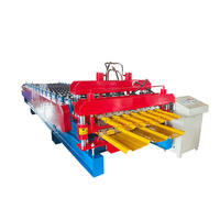 Machine de formage à rouleaux pour panneaux de sol en tuiles émaillées double couche avec moteur à engrenages, haute précision, longue durée de vie