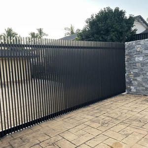 <span class=keywords><strong>Lame</strong></span> <span class=keywords><strong>composite</strong></span> de clôture horizontale Accessoires de clôture contemporaine en aluminium 3D - Product Image 3