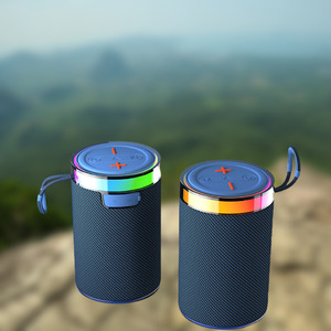 Altavoz Portátil <span class=keywords><strong>de</strong></span> Alta Calidad para Teléfono Móvil con Iluminación LED RGB <span class=keywords><strong>de</strong></span> 5.<span class=keywords><strong>3</strong></span> 5W, Resistente al Agua IPX2, Alcance <span class=keywords><strong>de</strong></span> 10m, Batería <span class=keywords><strong>de</strong></span> 800mAh y <span class=keywords><strong>Radio</strong></span> FM - Product Image 5