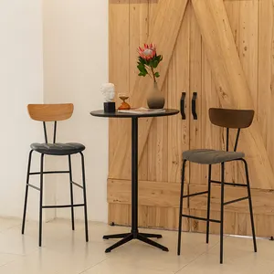 Nouveau Design bois métal avec coussin haut Bar maison comptoir Bar restaurant table et chaise ensemble