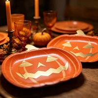 Assiettes en papier jetables en forme de citrouille d'Halloween, 7 pouces, imperméables, imprimées sur mesure, 10 pièces/sac, pour fête, couleur orange citrouille, vente en gros