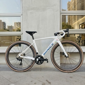 Bicicleta de Carreras Aerodinámica de Carbono T800 con <span class=keywords><strong>Pedales</strong></span> Shi Mano Di2 Ordinarios, 7.6 kg, Ligera, Rendimiento de Alto Nivel para Ciclistas Profesionales - Product Image 1