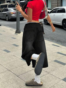 Commercio estero transfrontaliero <span class=keywords><strong>pantaloni</strong></span> corti americani in Denim retrò per <span class=keywords><strong>donna</strong></span> <span class=keywords><strong>pantaloni</strong></span> alla moda strappati <span class=keywords><strong>neri</strong></span> a gamba larga di media lunghezza - Product Image 3