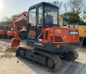 Mini pelle DX55 originale Doosan avec composants du moteur Yanmar, y compris le moteur de la pompe à engrenages PLC - Product Image 2
