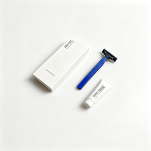 Kit de Amenidades de Baño Personalizado para Hotel, Bajo MOQ, Paquete Minimalista de Artículos de Aseo Desechables para Habitación de Hotel con Peine, Maquinilla de Afeitar y Pasta de Dientes - Product Image 4