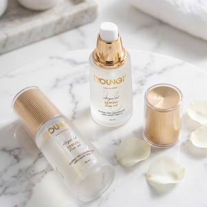 Suero sin enjuague Ultimate Smooth & Shine – Perfecto para el control diario del encrespamiento - Product Image 1