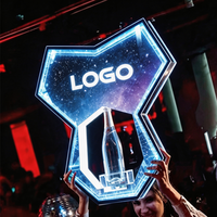 Présentoir à bouteilles LED avec logo personnalisé, support lumineux en acrylique pour vin, forme irrégulière, accessoire de service VIP pour boîte de nuit