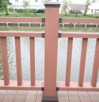 Garde-corps extérieur de jardin résistant aux UV Accoudoir en plastique composite en bois Wpc pour escaliers