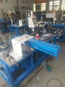 Máquina automática formadora de alambre de doble <span class=keywords><strong>bucle</strong></span> Maquinaria formadora de alambre <span class=keywords><strong>en</strong></span> espiral de doble anillo Máquina para <span class=keywords><strong>hacer</strong></span> Alambre de encuadernación - Product Image 6