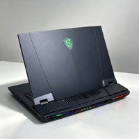 Laptop da Gaming Quasi Nuovo M-S-I GT77 con I9-13980HX, RTX4090, 16GB GPU Discreta, 16GB DDR5, 512GB SSD, Schermo Ultra-chiaro 17.3'' 4K 144Hz
