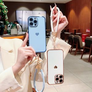 Funda Protectora para Iphone17promax con Corazón Electrochapado Lateral, Protección Anticaídas en las Cuatro Esquinas, Fundas Suaves - Product Image 2