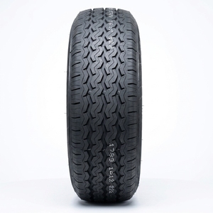 Neumático Reforzado 205/70R15C para Vehículos Comerciales y Camionetas Ligeras - Capacidad de Carga Duradera y Rendimiento Estable en Carreteras Mojadas - Product Image 1