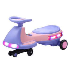 Электрический автомобиль-каталка 12В с педалями для детей, перезаряжаемый, 2-в-1, с функцией дрифта, светящимися колесами и музыкой - Product Image 3