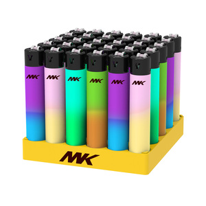 Venta caliente clásico Flint encendedores fumar logotipo personalizado cocina llama encendedor de cigarrillos Delgado a granel encendedores de gran tamaño - Product Image 1