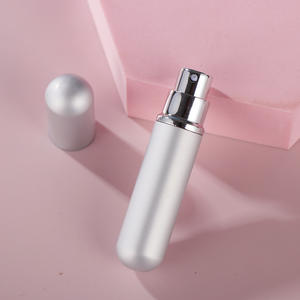 Flacon de parfum portable en verre de 5 ml, 8 ml, 10 ml, flacon pulvérisateur vide en aluminium pour la maison et le bureau - Product Image 5