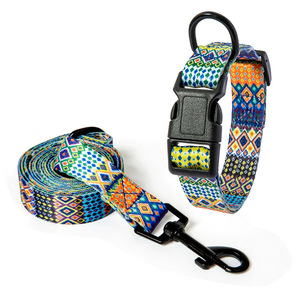 <span class=keywords><strong>Collar</strong></span> de perro de nailon ajustable con características de seguridad duraderas para exteriores patrón impreso bufanda de poliéster decoración multicolor - Product Image 4