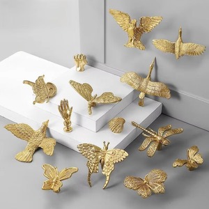 Poignées de tiroir et boutons de meuble en laiton massif style papillon, oiseau et aigle, créatives, en promotion pour armoires de cuisine - Product Image 1