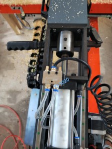 Práctico pequeño <span class=keywords><strong>torno</strong></span> de <span class=keywords><strong>madera</strong></span> CNC automático <span class=keywords><strong>económico</strong></span> con Motor para construcción para procesamiento de pasamanos de escaleras nueva condición - Product Image 3