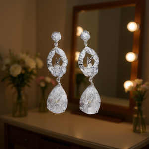 Boucles d'oreilles pendantes Vills en or blanc, serties de cristaux en forme de poire et de strass, classiques, pour femmes, bijoux de soirée - Product Image 2