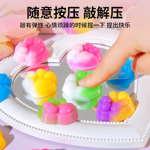 Juguete apretable de pata de gato colorido, juguete antiestrés de TPE para niños y estudiantes, pequeño regalo - Product Image 5