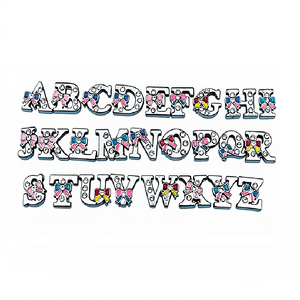 Precio bajo: Letras deslizantes de diamantes de imitación de 8 mm de la A a la Z, cuentas deslizantes de diamantes de imitación plateadas, dijes de letras iniciales brillantes. - Product Image 1