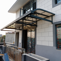 Auvent extérieur manuel anti-UV et anti-pluie en aluminium inoxydable avec toit en polycarbonate pour balcon, terrasse et patio