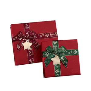 Boîte d'arc de Noël Couverture de terre rouge grande boîte-cadeau Réveillon de Noël bonbons pomme écharpe boîte-cadeau