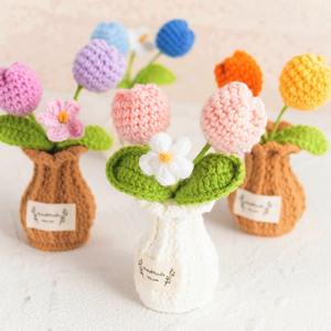 Jarrón de Tulipanes Tejido a Mano Personalizado, Decoración de Escritorio, Flor Artificial de Hilo, Cerámica, Adorno de Flor Eterna, Flor de Ganchillo - Product Image 2