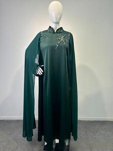 Nouvelle arrivée : Abaya cape vert émeraude lourde ornée de perles 3D, col montant, ourlet large et ample, robe de soirée élégante longue - Product Image 2