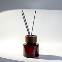 Diffuseur de parfum en verre givré PPWR Luxury 120ml avec logo personnalisé, flacon diffuseur d'arômes en verre avec boîte cadeau pour parfum d'intérieur