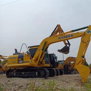 Excavatrice Komatsu PC130-7 d'occasion d'origine japonaise, équipement de construction sur chenilles, moteur Komatsu PC130, 13 tonnes, 2024, travaux de terrassement - Product Image 3