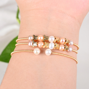 กำไลข้อมือแฟชั่นลดราคาสุดฮอต ประดับมุกธรรมชาติพันด้วยลวดทอง - Product Image 5