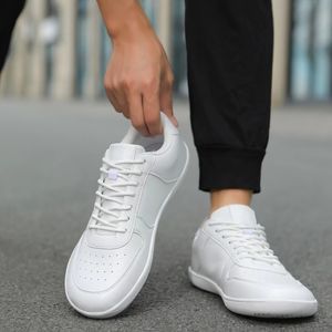 Кроссовки из микрофибры - Product Image 1