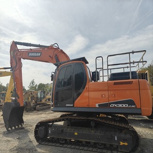 รถขุด Doosan DX300 มือสองคุณภาพสูง ชั่วโมงการทำงานต่ำ รถขุดไฮดรอลิกแบบตีนตะขาบ พร้อมใช้งาน - Product Image 1