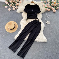 Conjunto de Verano para Mujer de Dos Piezas con Blusa Plisada de Manga Corta y Cordón Ajustable y Pantalones de Pierna Ancha