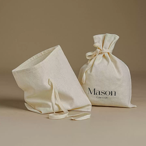 Bolsa con Cordón de Poliéster y Lino Ecológica y Degradable con Logotipo Impreso Personalizado para Empaque de Cosméticos, Joyería y Regalos - Product Image 6