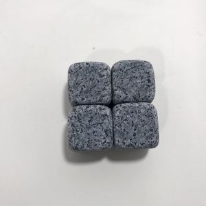 Pietre di <span class=keywords><strong>whisky</strong></span> combinazione del produttore pietre ollare pietre refrigeranti Set pietra cubetto di ghiaccio pietre di <span class=keywords><strong>whisky</strong></span> di granito