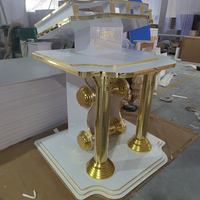 Pupitre en plexiglas luxueux et exquis, podium en acrylique, lutrin d'église pour les conférences et l'utilisation scolaire