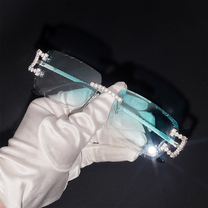 Lunettes de soleil de style hip-hop pour hommes et femmes verres colorés en plastique en argent sterling 925 passent le test de diamant lunettes de silice à la mode - Product Image 4