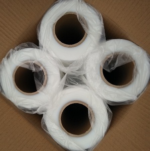 Film étirable souple de haute qualité résistant à l'humidité avec traitement de moulage, film d'emballage transparent - Product Image 1
