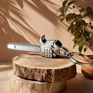 Porte-clés en métal en forme de tronçonneuse, cadeau promotionnel personnalisé d'usine, porte-clés créatif 3D en forme de tronçonneuse - Product Image 4