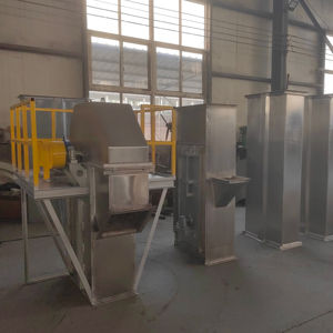 Td Type Roestvrijstalen Emmerlift Wordt Gebruikt Voor Het Verticaal Vervoeren Van Materialen In Chemische Fabrieken - Product Image 5