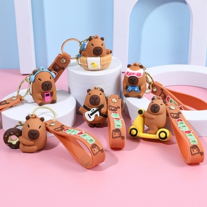 Nouvel arrivage de <span class=keywords><strong>porte</strong></span>-clés de poupée Capybara pour étudiant sac à dos <span class=keywords><strong>personnalisé</strong></span> <span class=keywords><strong>porte</strong></span>-clés Capybara <span class=keywords><strong>porte</strong></span>-clés de dessin animé 3D - Product Image 2
