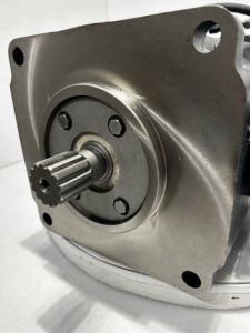 Remplacement pour la pompe à piston Gold Cup P14 (déplacement 229 cm³, pression de fonctionnement 420 bar) pour équipement minier - Product Image 3