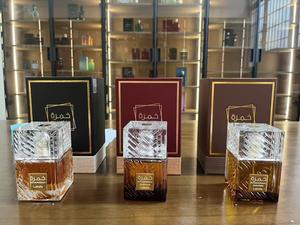 Perfumes Lattaafa Khamrah <span class=keywords><strong>de</strong></span> <span class=keywords><strong>Oriente</strong></span> Medio 100 ml Fragancia <span class=keywords><strong>Original</strong></span> para Hombre Colonia Árabe <span class=keywords><strong>de</strong></span> Larga Duración en Crema al por Mayor - Product Image 2